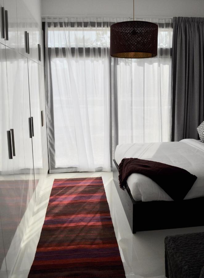 Luxury Suite - Amazing Views & Lovely Garden Салалах Екстериор снимка